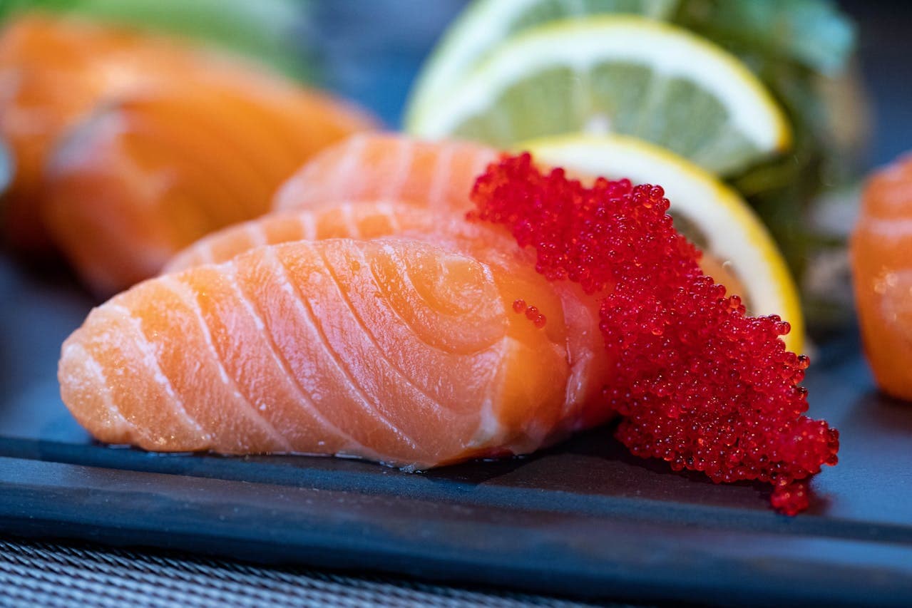 Nigiri auf Schiefer